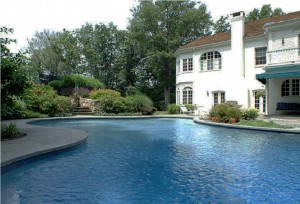 Curved Bluestone Pool Coping Tiles