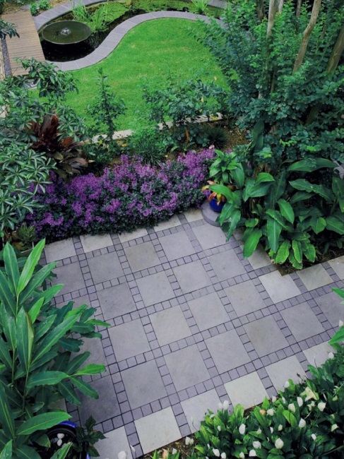 harkaway bluestone sawn and lightly honed pavers and cobblestones