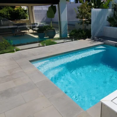 bluestone pool pavers and matching pool coping